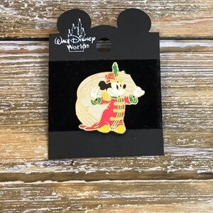 Walt Disney World 2001 Band Leader Mickey Mouse Collector’s Pin